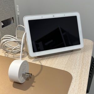 Google Nest HomePod/Speaker